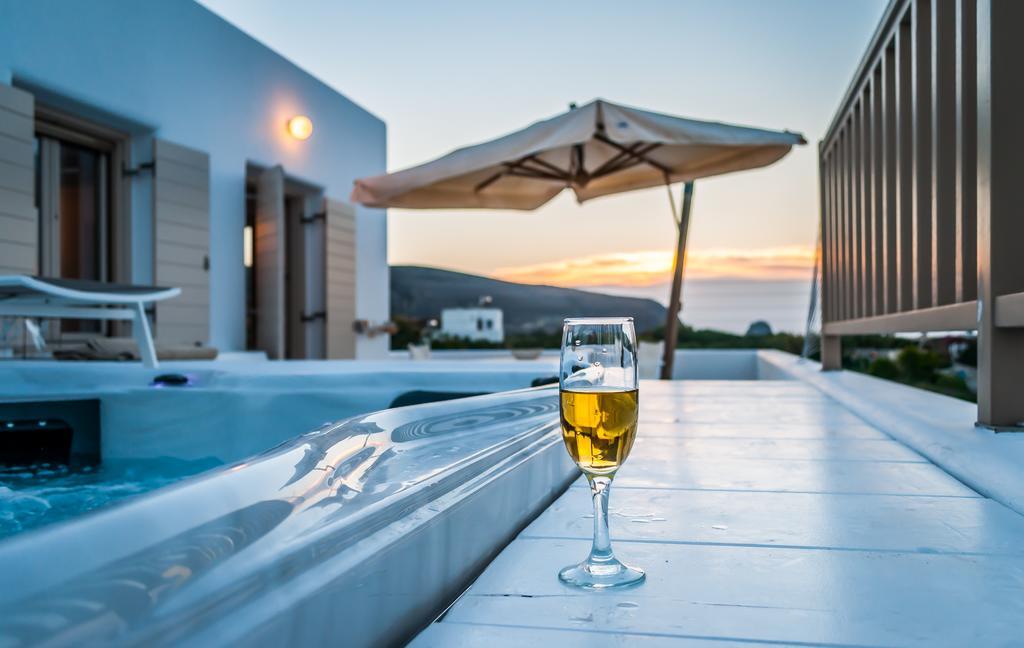 Milia Gi Suites Pollonia Oda fotoğraf