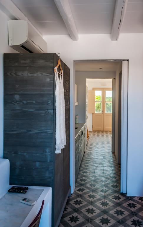 Milia Gi Suites Pollonia Oda fotoğraf